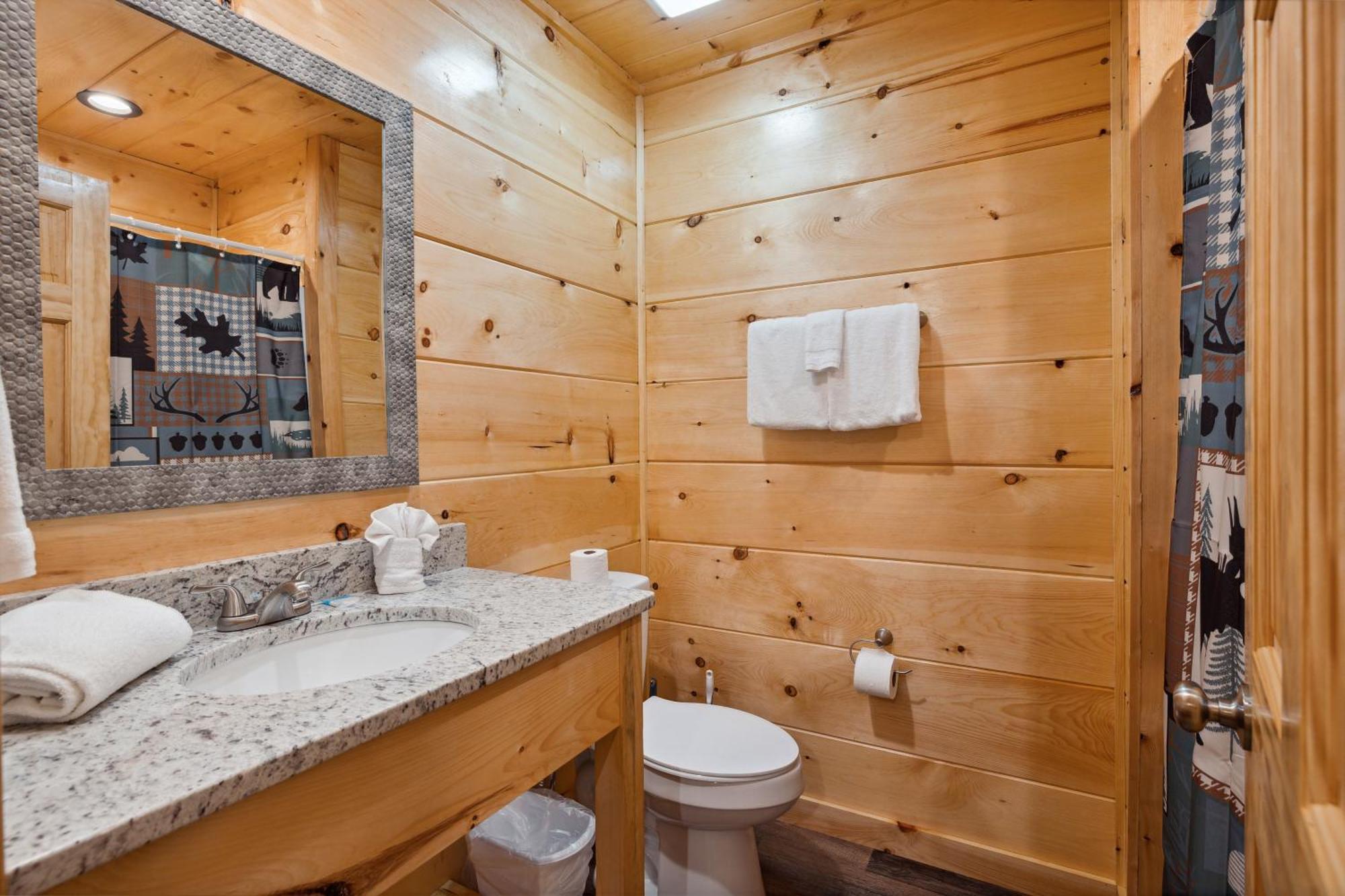 The 3 Bears Is A Newly Built 3 Bedroom Cabin Only 3 Minutes From The Parkway! Pigeon Forge Dış mekan fotoğraf