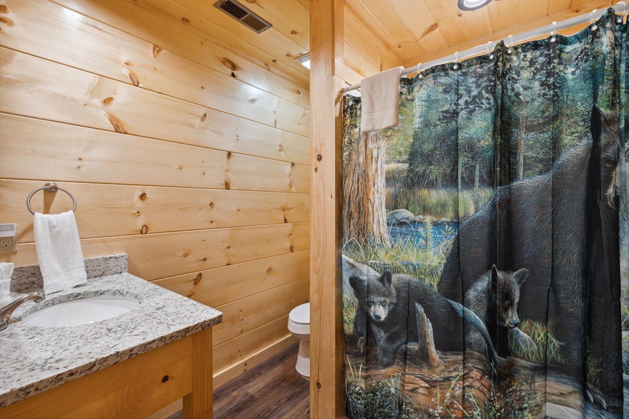 The 3 Bears Is A Newly Built 3 Bedroom Cabin Only 3 Minutes From The Parkway! Pigeon Forge Dış mekan fotoğraf