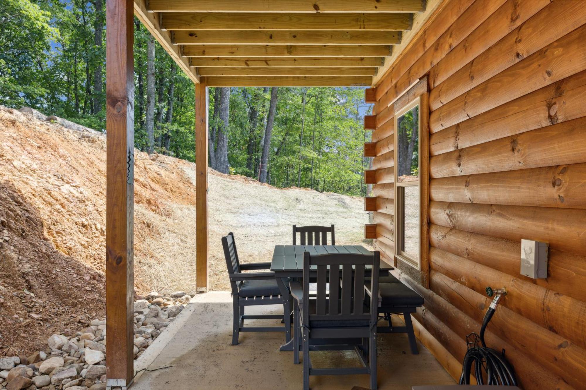 The 3 Bears Is A Newly Built 3 Bedroom Cabin Only 3 Minutes From The Parkway! Pigeon Forge Dış mekan fotoğraf