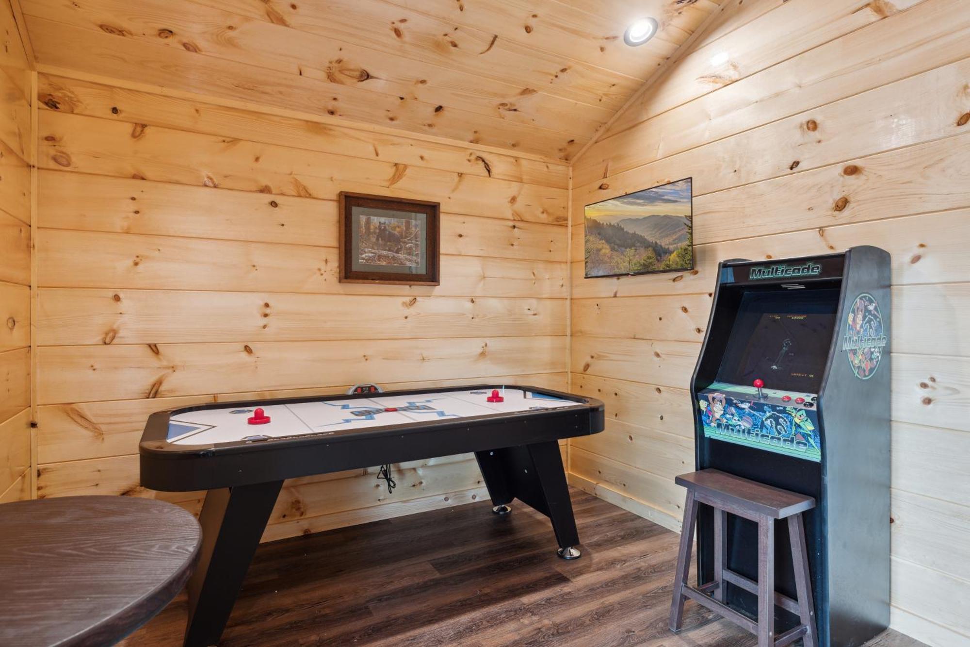 The 3 Bears Is A Newly Built 3 Bedroom Cabin Only 3 Minutes From The Parkway! Pigeon Forge Dış mekan fotoğraf