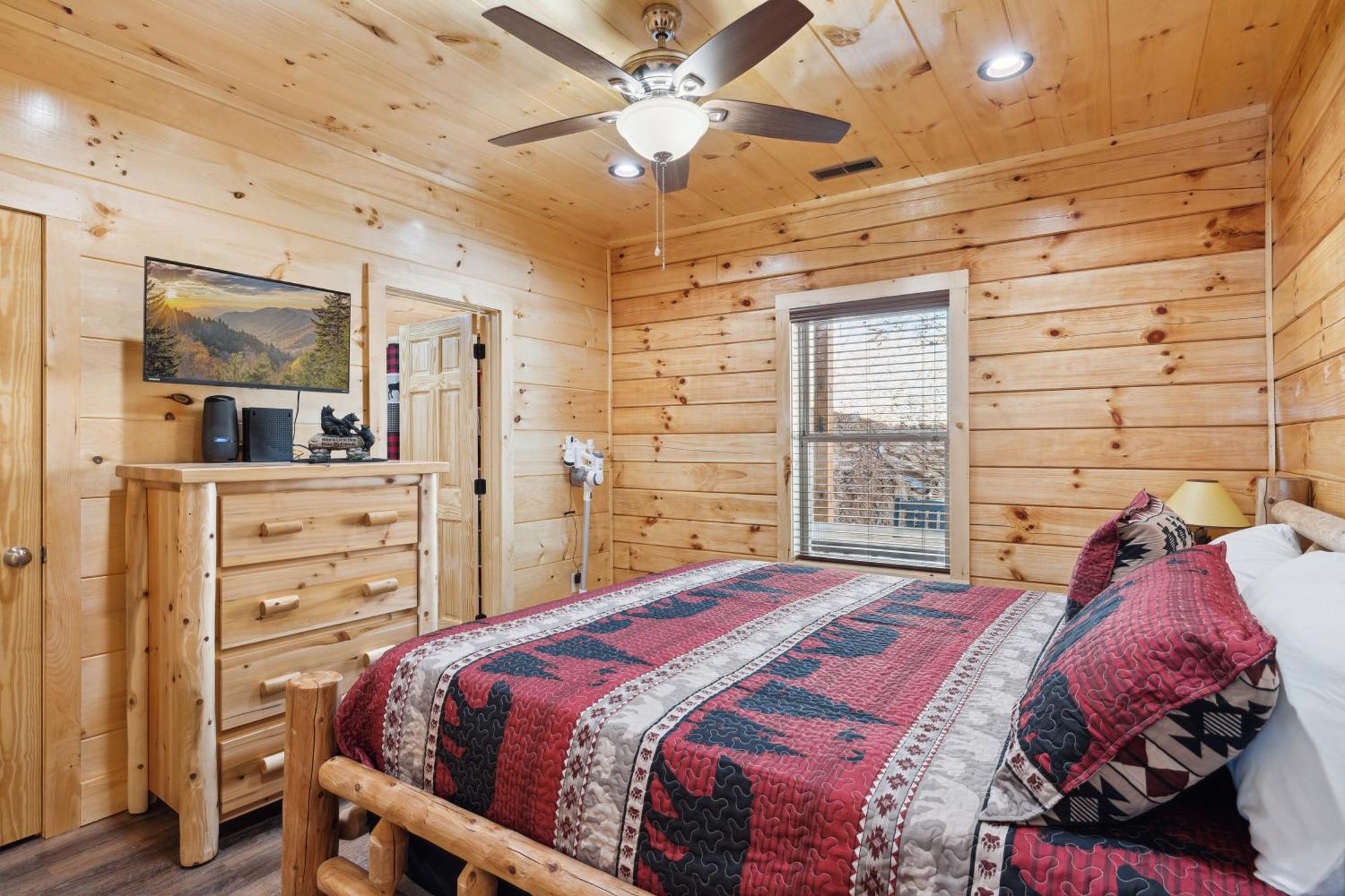 The 3 Bears Is A Newly Built 3 Bedroom Cabin Only 3 Minutes From The Parkway! Pigeon Forge Dış mekan fotoğraf